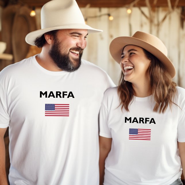 Marfa Texas USA Flag Light Color T-Shirt (Von Creator hochgeladen)