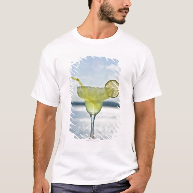 Margarita durch das Meer T-Shirt (Vorderseite)