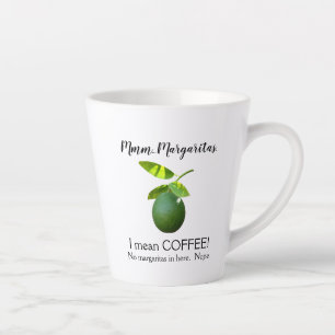 Margarita in Ihrem Pokal Milchtasse