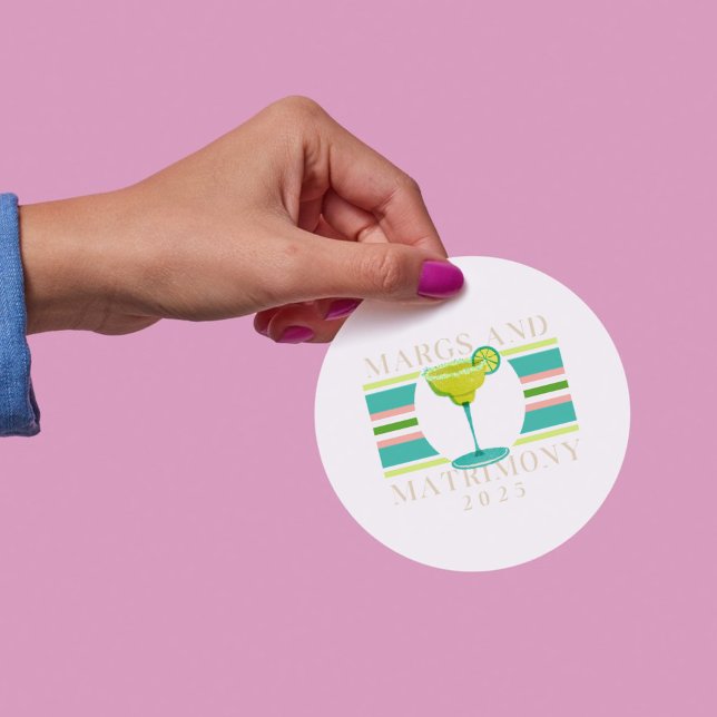 Margs and Matrimony - 2025 Bachelorette Runder Aufkleber (This vibrant and playful design is perfect for bachelorette parties and beach bashes. )