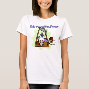 Marie Antoinette im Guillotine T-Shirt