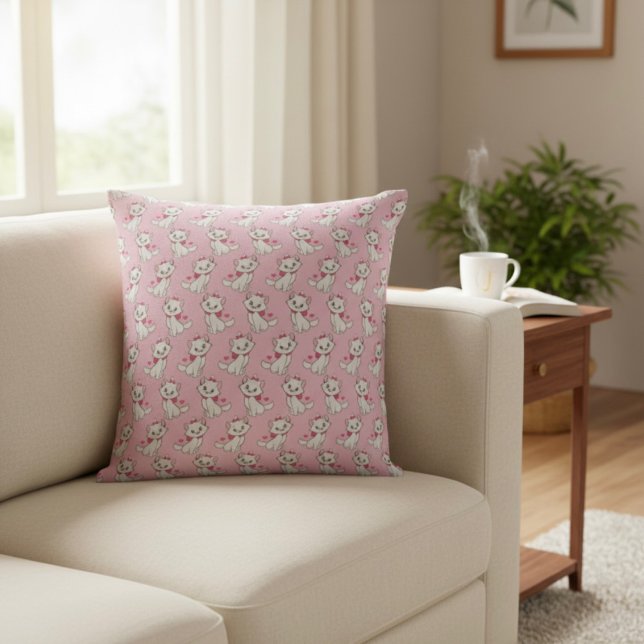 Marie Throw Pillow Kissen (Von Creator hochgeladen)