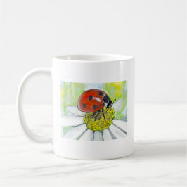 Marienkäfer auf einem Gänseblümchen Kaffeetasse