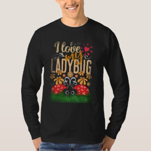 Marienkäfer-Paar passende Frühlingsblumen Liebe T-Shirt