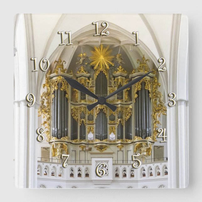 Marienkirche, Berliner Mauer Quadratische Wanduhr (Vorderseite)