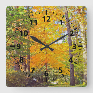 MARIGOLD UND LIME GREEN BÄUME IN WOLDEN QUADRATISCHE WANDUHR