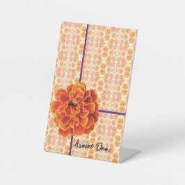 Marigolds und Biene Sockelschild