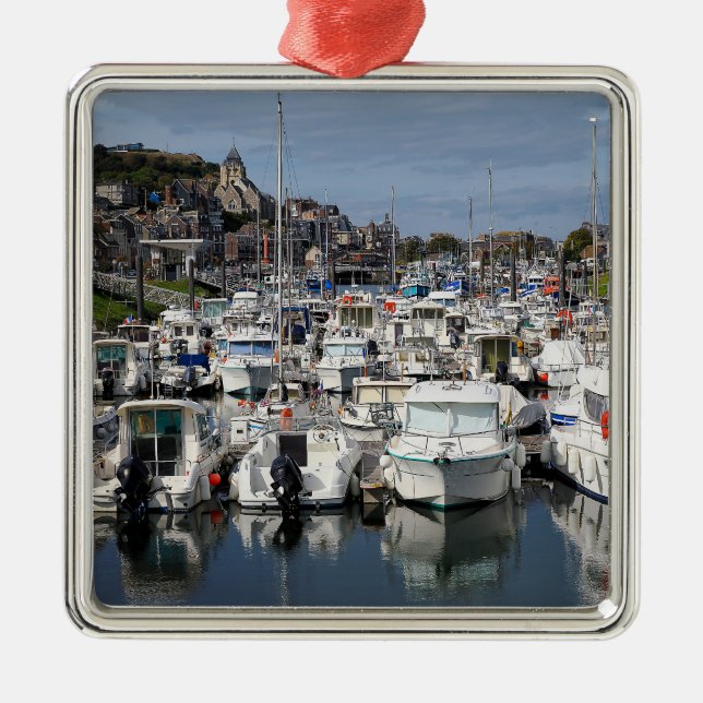 Marina von Le Tréport in Frankreich Ornament Aus Metall (Vorne)