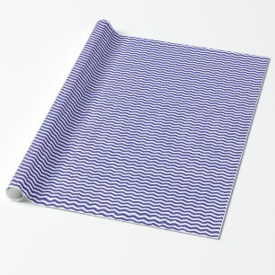 Marine-Blau-und weißegewellte Streifen Geschenkpapier