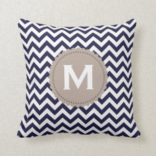 Marine-Blau-weißes Monogramm-Zickzack Muster Kissen