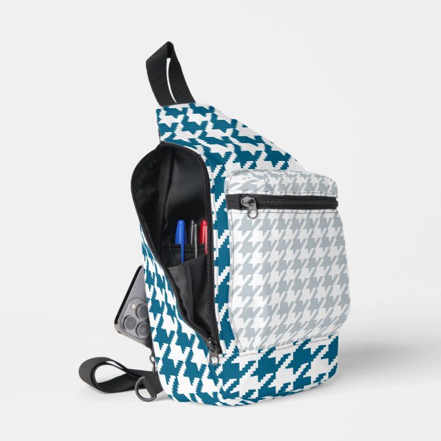 MARINE BLUE AND PALE GRAY HERRINGBONE PATTER CROSSBODY BAG (Offen)
