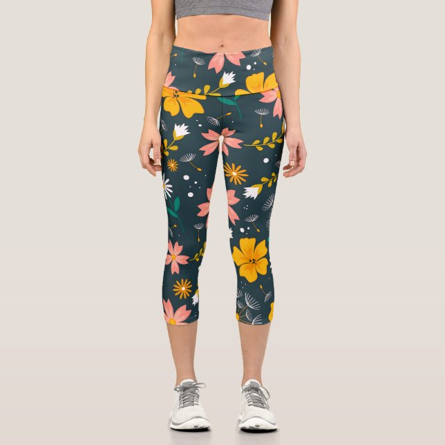 Marine Blumen-Garten Whimsical Frühlingsmuster Capri Leggings (Vorderseite)