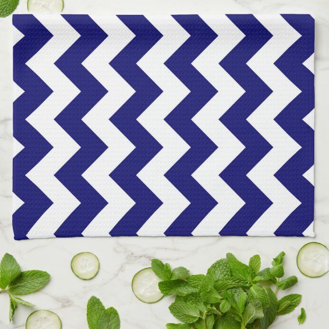 Marine und White Zigzag Küchentuch (Gefaltet)