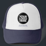 Marineblau | Personalisierte Logos und Textbasebal Truckerkappe<br><div class="desc">Erstellen Sie Ihren eigenen Navy Blue Trucker Hut! Unsere elegante und zeitgenössische Vorlage kommt in einer Vielzahl von Farben, bietet vollständige Anpassungsoptionen, um Ihr Business-Logo, ausgewählte Foto oder Bild zu präsentieren. Verbessern Sie Ihre Personalisierung durch den Zusatz Ihres Namens, Firmenslogan oder -monikers, Promotional Instagram Handle oder eines beliebigen personalisierten Textes...</div>