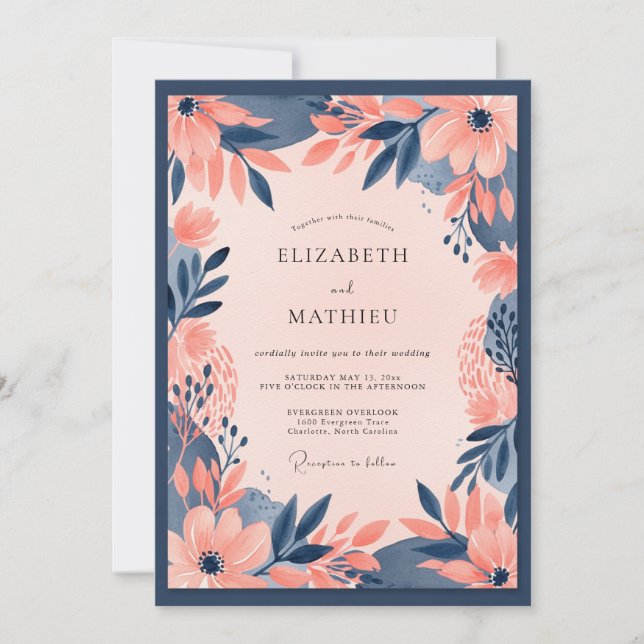 Marineblaue Pfirsich-Kühne Blumenhochzeit Einladung (Vorderseite)