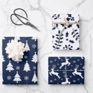Marineblaues Rentier-, Weihnachtsbaum- und Stechpa Geschenkpapier Set