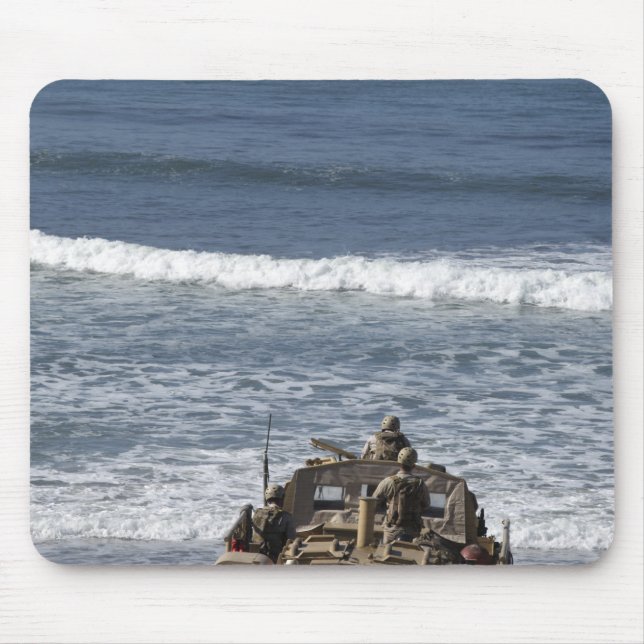 Marines erwarten die Ankunft Mousepad (Vorne)