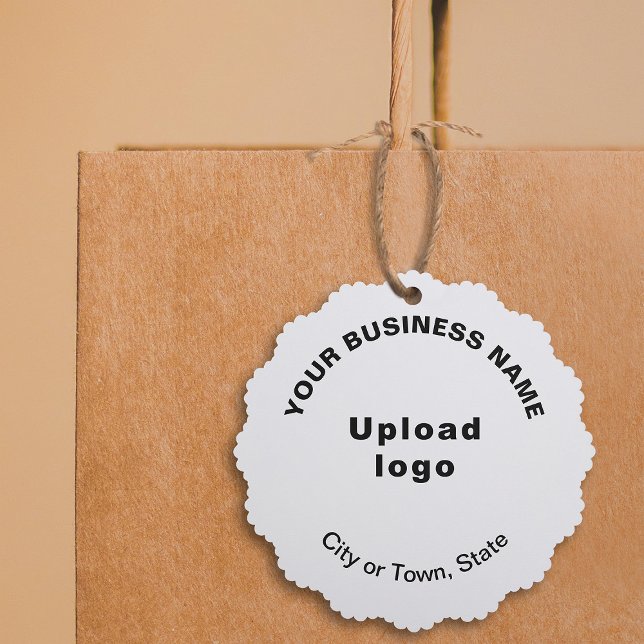 Markenbezeichnung auf weißem Scalloppapier Ornament Karte (Your business brand on white scalloped paper ornament card.)