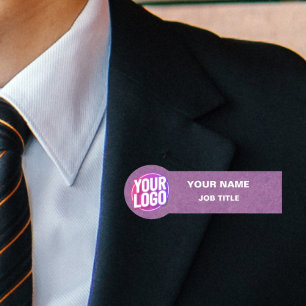 Markenfachliche Kompetenz: Name Tags mit Button Si