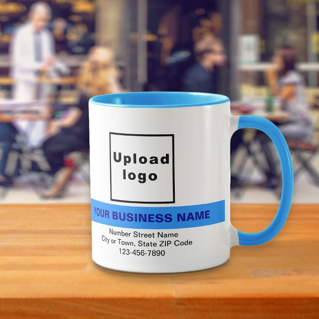 Markierter Firmenname auf der hellblauen Combo-Tas Tasse (Your business name with highlight, logo, address and phone number on light blue combo mug.)