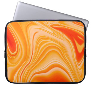 Marmorfarbe farbig. Orangefarbenes Marmormuster  Laptopschutzhülle