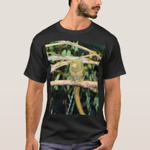 Marmoset-Affe, die auf einer Zweigniederlassung si T-Shirt
