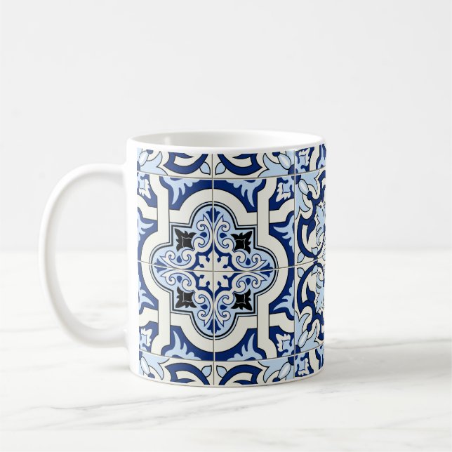 Marokkanische Fliesen: wunderschöne blaue Muster. Kaffeetasse (Links)