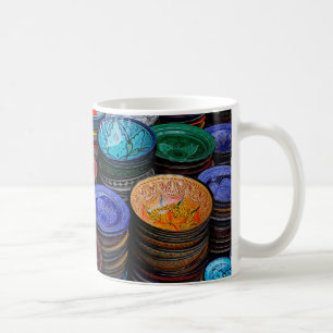 Marokkanische Teller auf dem Markt Tasse