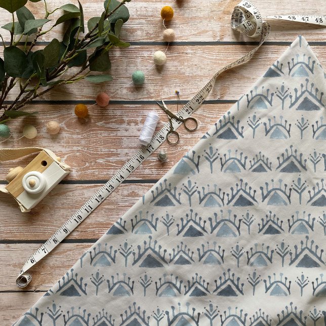 Marokkanisches Fliesenmuster in Blau und Weiß Stoff (Von Creator hochgeladen)