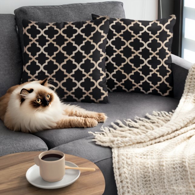 Marokkanisches Muster in Schwarz und Gold Kissen (Von Creator hochgeladen)