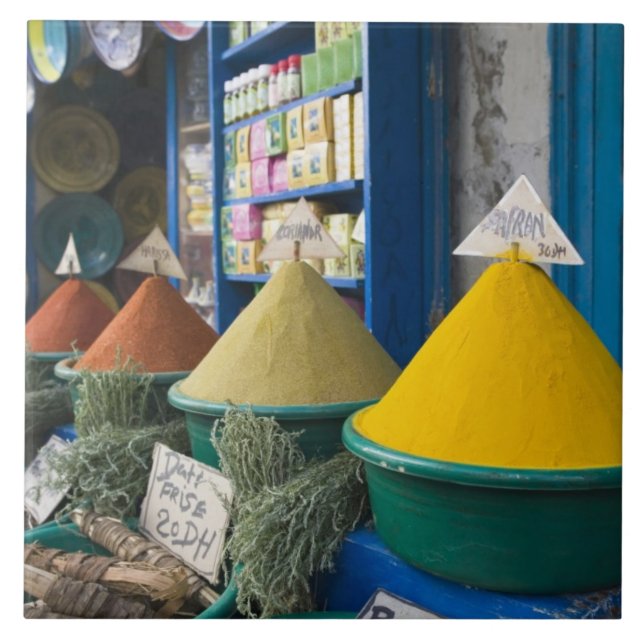 MAROKKO, Atlantikküste, ESSAOUIRA: Gewürzmarkt Fliese (Vorderseite)