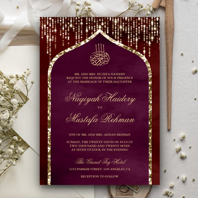 Maroon and Plum Gold Glitzer Arch Muslim Wedding Einladung (Von Creator hochgeladen)