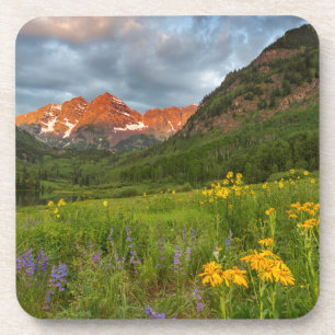 Maroon Bells spiegeln sich in den ruhigen Maroon L Getränkeuntersetzer