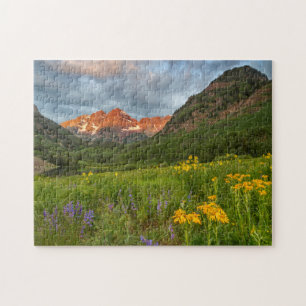Maroon Bells spiegeln sich in den ruhigen Maroon L Puzzle