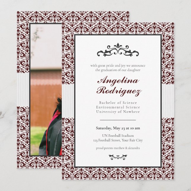 Maroon Damask Pattern Foto Abschluss Einladung (Vorne/Hinten)