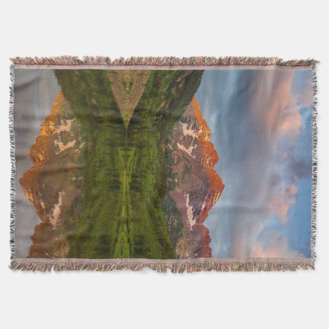 Maroon Glocken Reflektion von Calm Maroon Decke (Vorderseite)