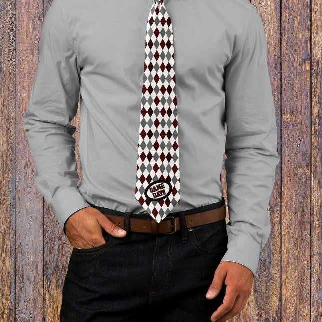Maroon Raute Pattern Game Day Neck Tie Krawatte (Von Creator hochgeladen)