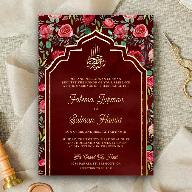 Maroon Rote Rosen Blumenmuslime Hochzeit Gold Folieneinladung (Von Creator hochgeladen)