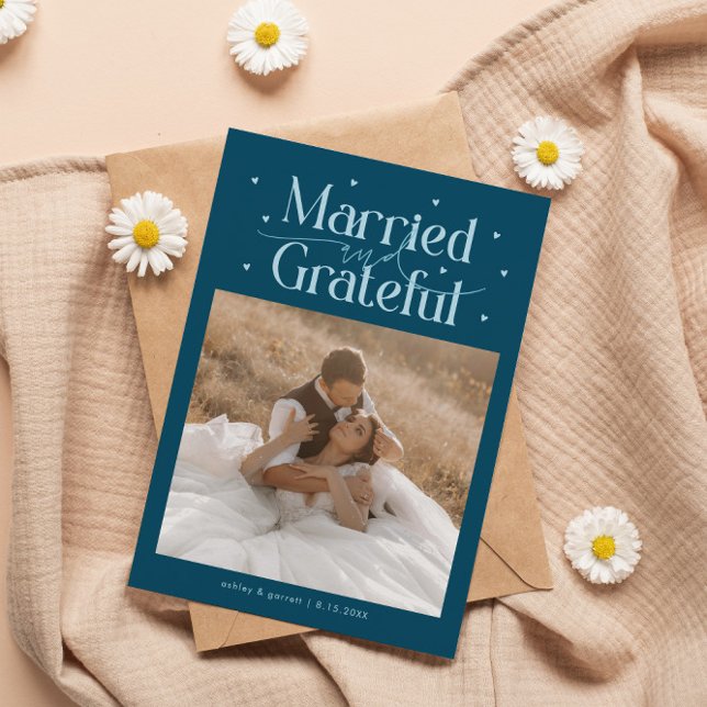 Married & Grateful Wedding Photo Teal Dankeskarte (Von Creator hochgeladen)