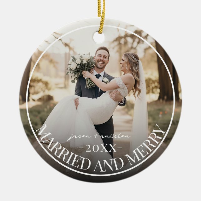 Married & Merry First Chirstmas Custom Photo Keramik Ornament (Vorne)