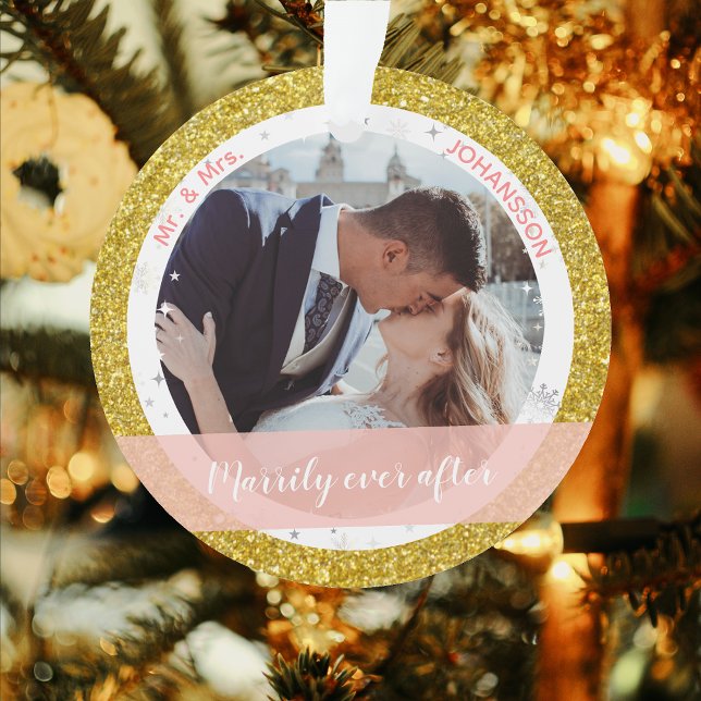 Marrily immer nach dem 1. Weihnachten als Mr. und  Ornament (Our First Christmas as Mr. and Mrs. Elegant Marrily Ever After Personalized Name 2 Photos Snowflakes)