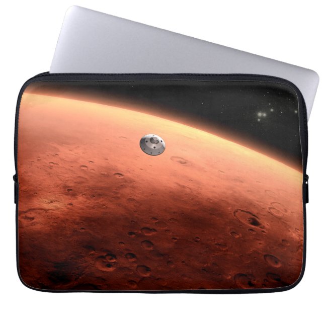 Mars Wissenschaftslabor nähernde Mars. Laptopschutzhülle (Vorderseite)