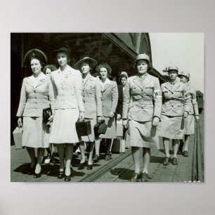 Marschierende WAAF Neuzugänge 1942 Poster