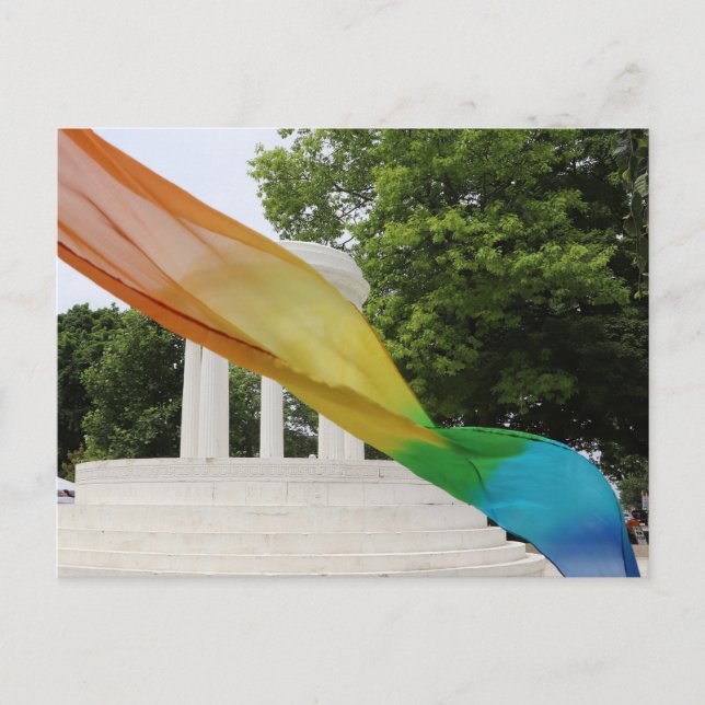 Marshall Fountain Rainbow Pride Postkarte (Vorderseite)