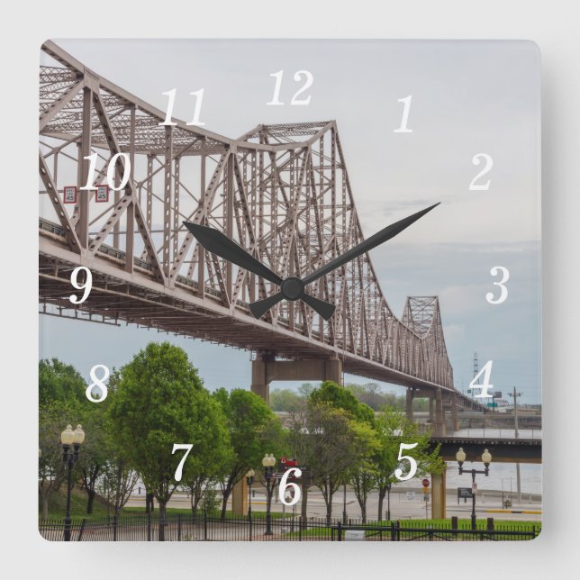 Martin Luther Bridge Wall Clock Quadratische Wanduhr (Vorderseite)