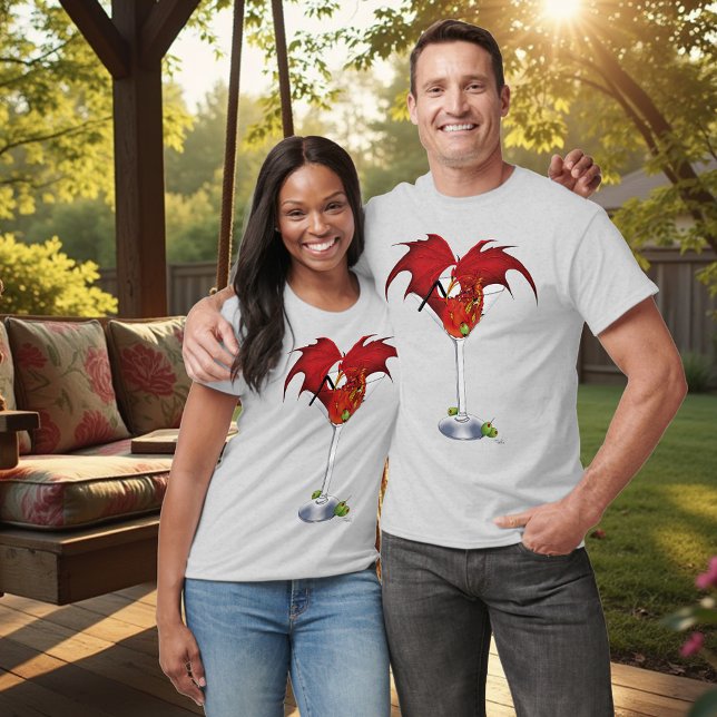 Martini Fantasy Red Dragon T-Shirt (Von Creator hochgeladen)