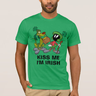 MARVIN THE MARTIAN™ mit K-9  St. Patrick's Day T-Shirt