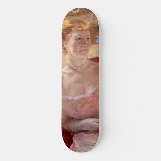 Mary Cassatt - Eine Frau mit Perlenschnur in einer Skateboard (Vorderseite)