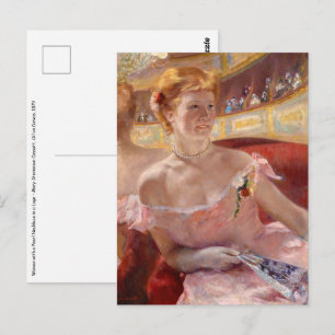 Mary Cassatt - Frau mit Perlenkette in einer Loge Postkarte
