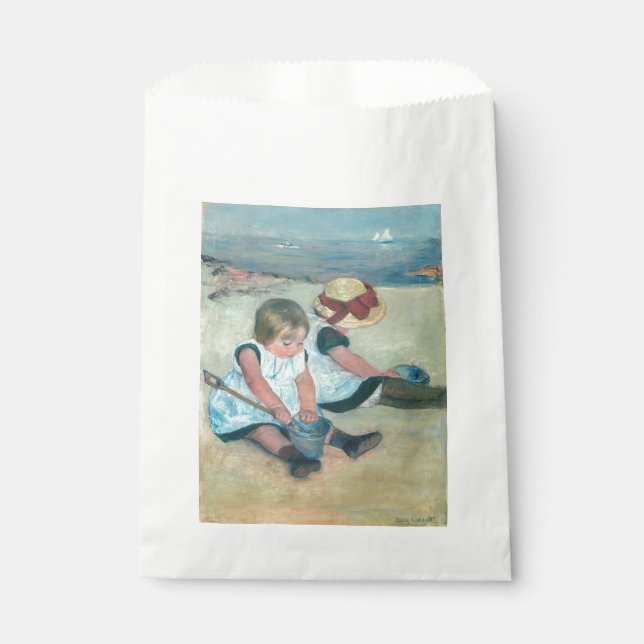 Mary Cassatt - Kinder, die am Strand spielen Geschenktütchen (Vorderseite)